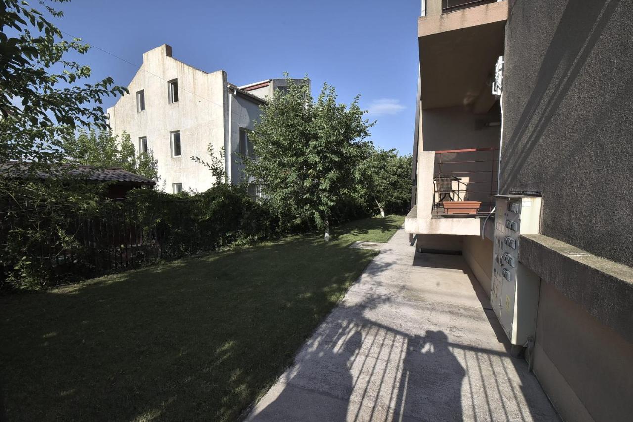 Vilagio Apartments Navodari Bagian luar foto