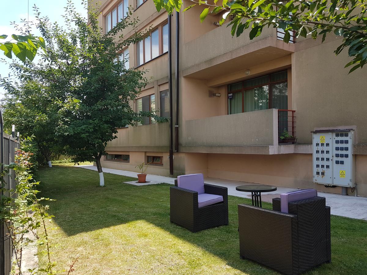 Vilagio Apartments Navodari Bagian luar foto